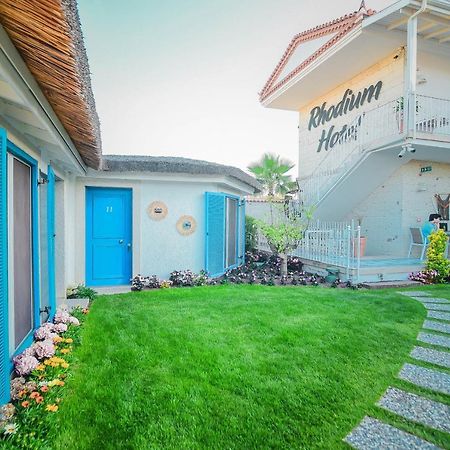 Rhodium Hotel Alacatı Bagian luar foto