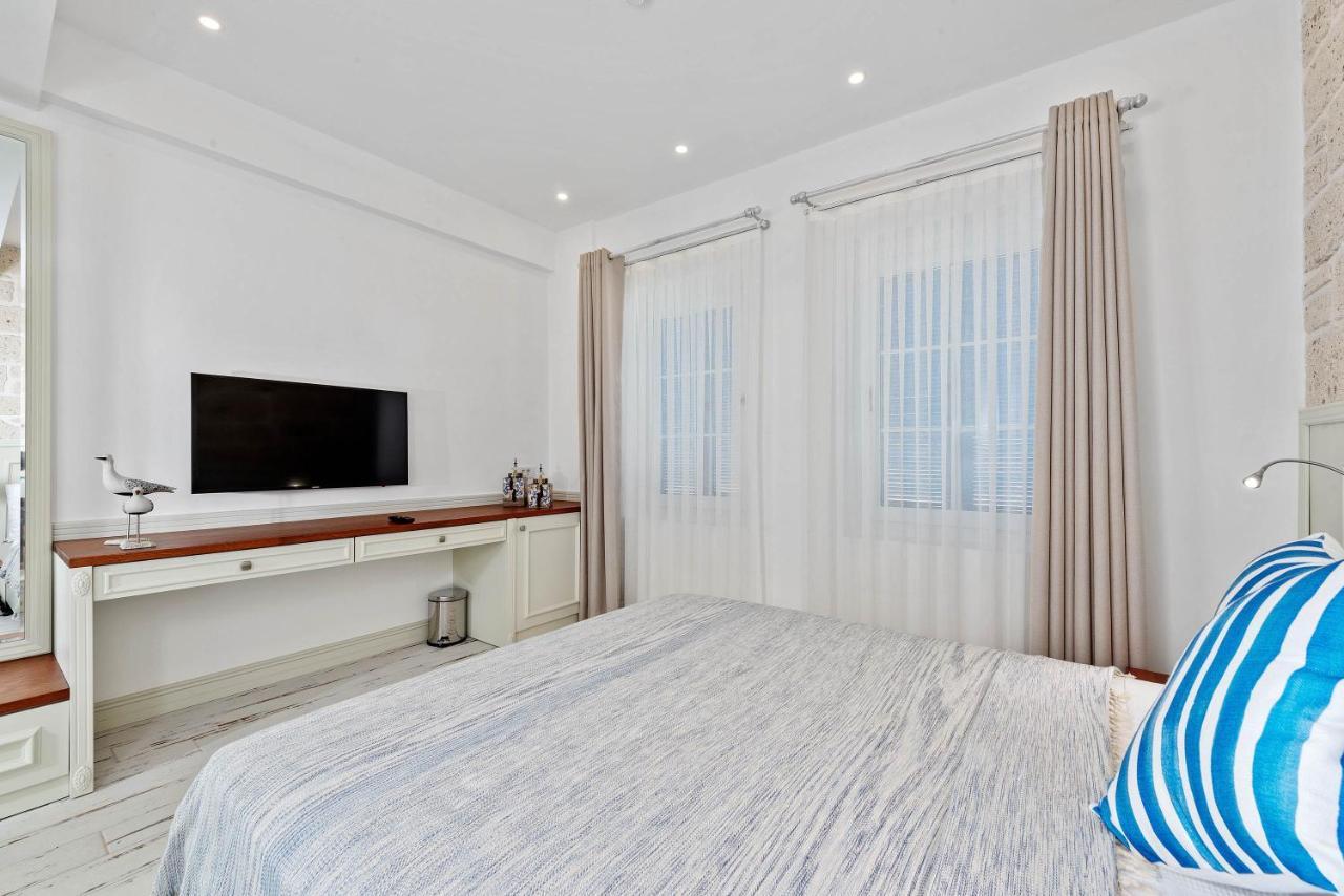 Rhodium Hotel Alacatı Bagian luar foto